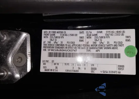 2017 Ford Escape Titanium из США, поврежденный, VIN 1FMCU9J93HUC63747